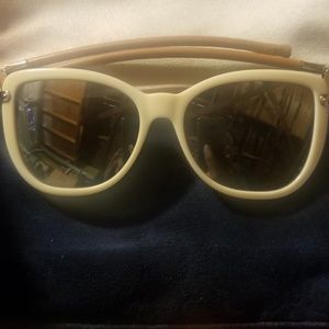 Louis Vuitton Women Sunglasses "Charlotte" Z0473W